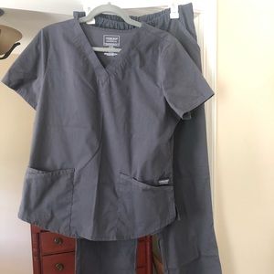 Gray Cherokee Scrub Set